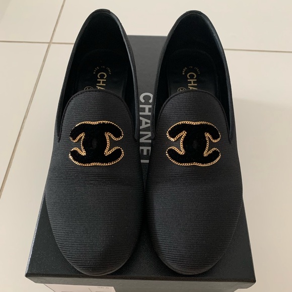 Chanel Loafer - Picture 2 of 4